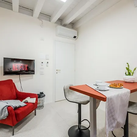Apartment Loft Il Moro 2 Maranello Sassuolo Free Netflix & Wi-fi *