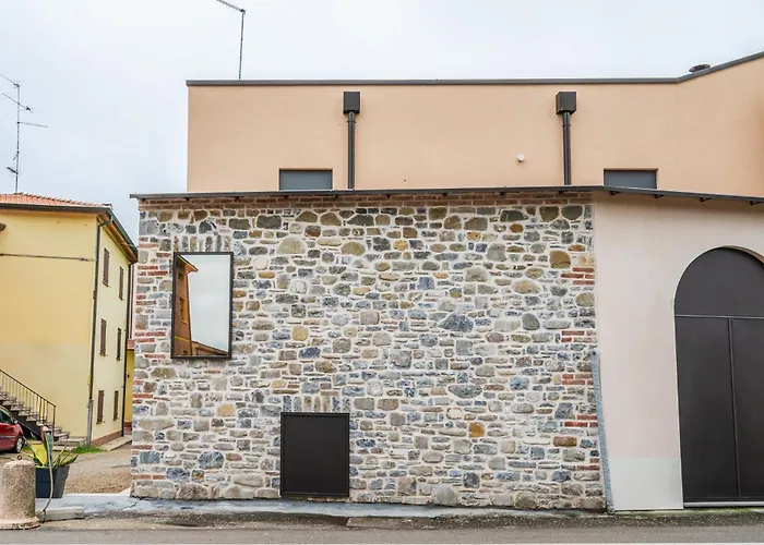 Loft Il Moro 2 Maranello Sassuolo Free Netflix & Wi-fi Apartment